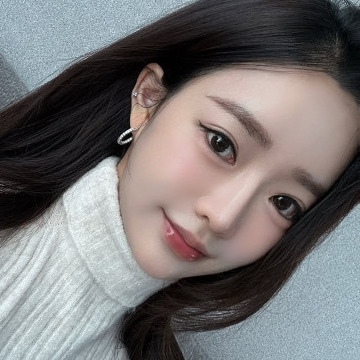 Ivy Adams, 35, Wenonah, United States