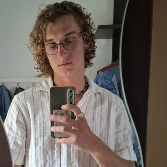 Loris Gobet, 19, Nakhon Pathom, Thailand