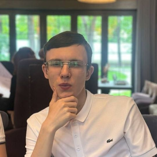 Андрей, 18, Saratov, Russian Federation