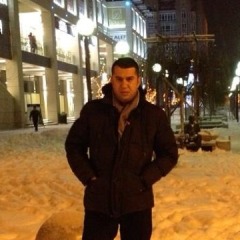 Mert Kubi, 47, Izmir, Turkey