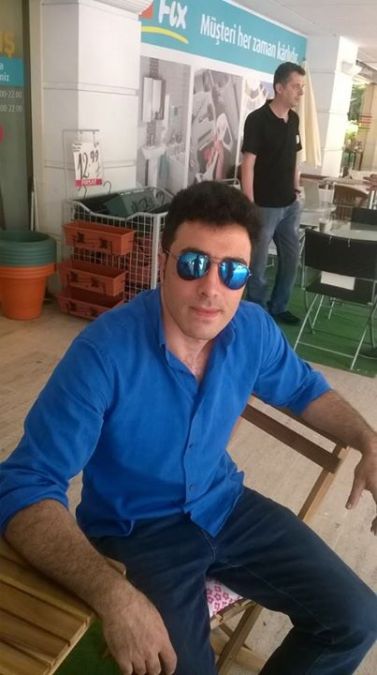 Tahsin Kan, 39, Istanbul, Turkey