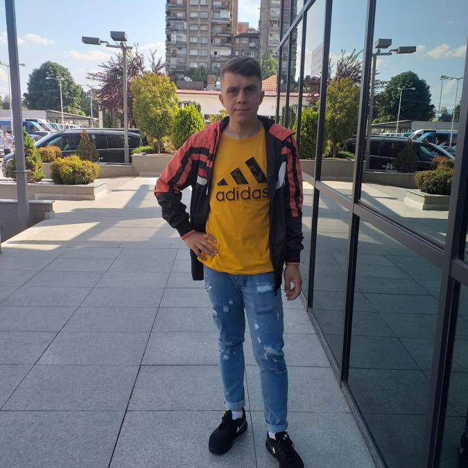 Tefik Ismaili, 23, Zelino, Macedonia