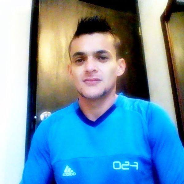 Jhon F Valderrama, 41, Manizales, Colombia