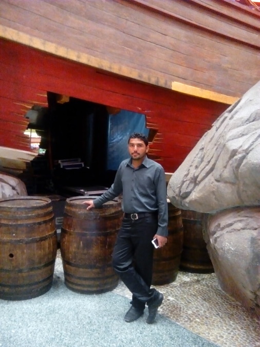 Shahzad, 35, Sharjah, United Arab Emirates