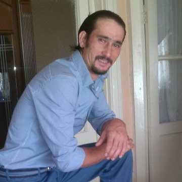 Görkem Özcetemen, 40, Izmir, Turkey