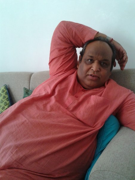 vievek, 62, Udaipur, India