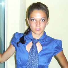 Деница Стефанова, 33, 