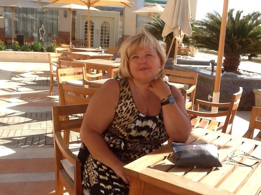 Iryna, 60, Kiev, Ukraine