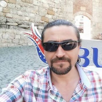 İbrahim Kılıçarslan, 48, Bursa, Turkey