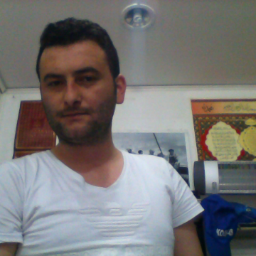 Şenol Saka, 42, Zonguldak, Turkey