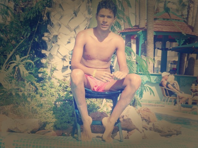 Hedi Suissi, 29, Tunis, Tunisia