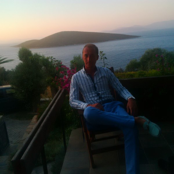 mutu, 48, Dubai, United Arab Emirates