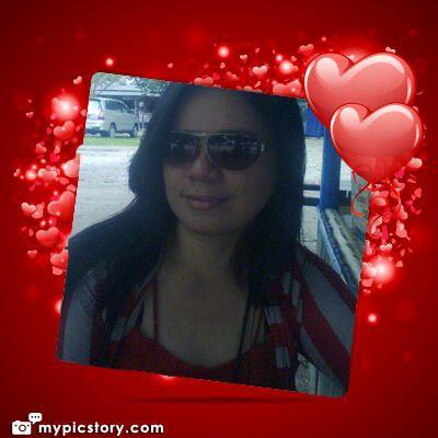 Dewi Lilyput, 46, Bandar Lampung, Indonesia