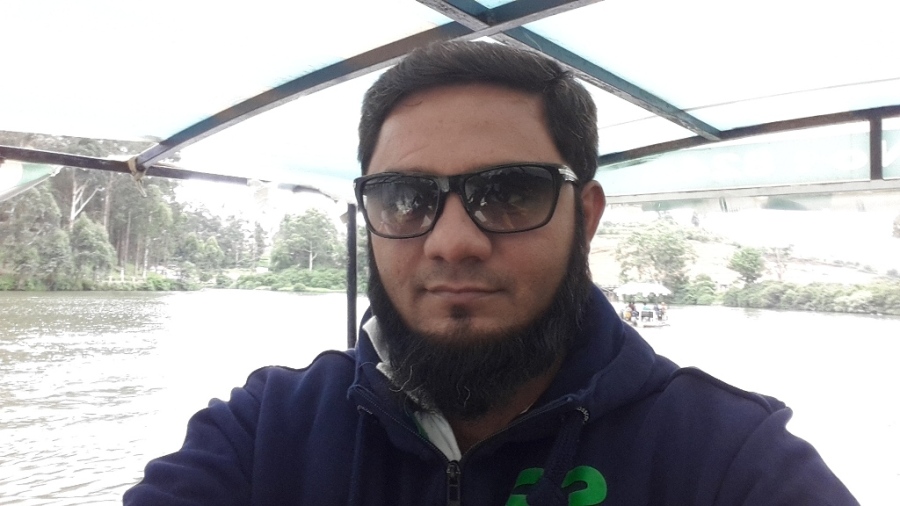 Siraj, 51, Dar es Salaam, Tanzania