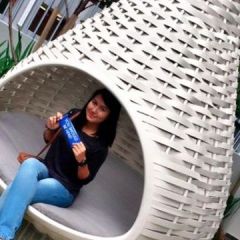 Mia Farrell, 34, Kuala Lumpur, Malaysia