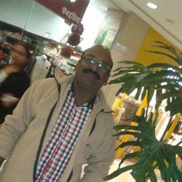 gokul Tayde , 52, Mumbai, India