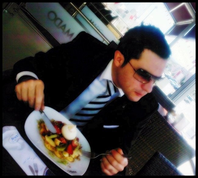 HasanGargin, 40, Istanbul, Turkey