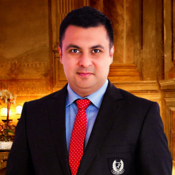 Boris Soydan, 51, Istanbul, Turkey