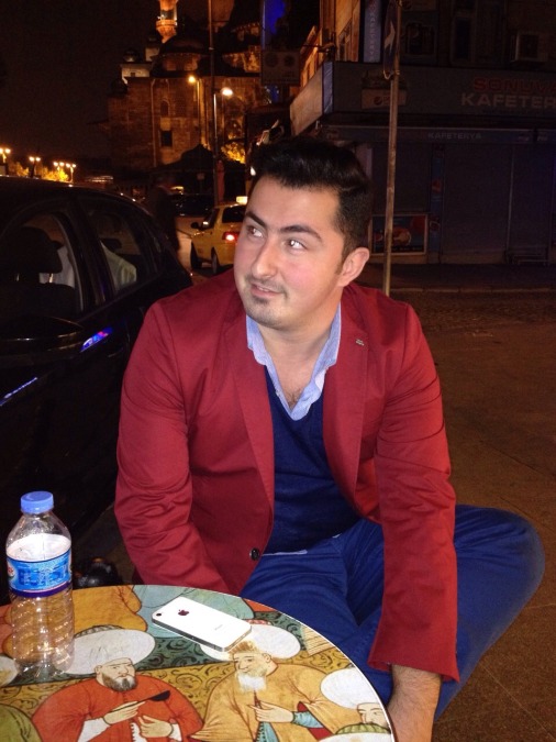önder, 39, Istanbul, Turkey