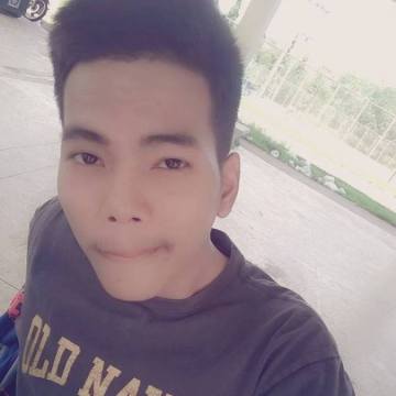 Pong Poy, 29, Bangkok, Thailand