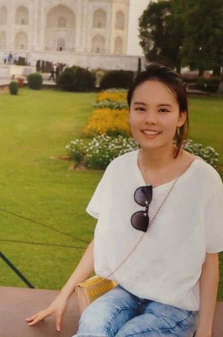 Nina, 34, Oakville, Canada