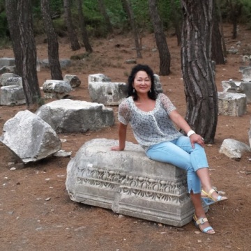 Нонна, 62, Saint Petersburg, Russian Federation