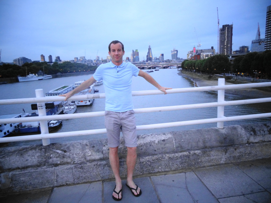 Garry Evans, 42, Kiev, Ukraine