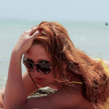 Elena, 40, Saint Petersburg, Russian Federation