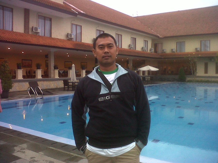 halim, 47, Jakarta, Indonesia