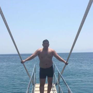 Serdar Yazhanov, 45, Turkmen-Kala, Turkmenistan