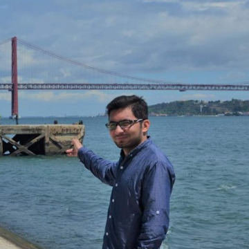 Irhas, 33, The Hague, The Netherlands