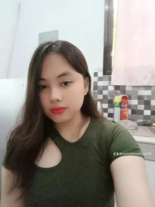 Melendrez Mazo, 24, Cavite, Philippines