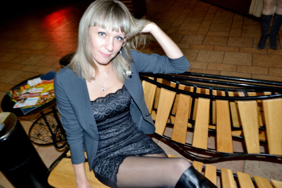 Светочка Землянская, 46, 