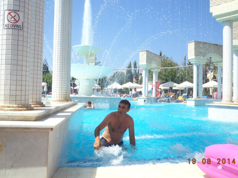 hasan, 51, Istanbul, Turkey