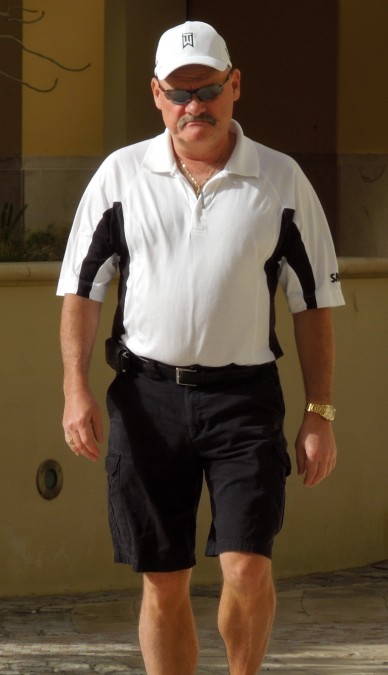 Stan, 57, Dubai, United Arab Emirates