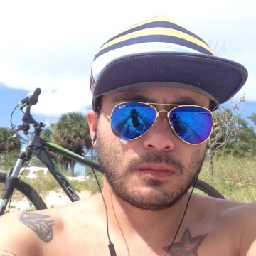 gaspharlatt, 38, Miami, United States