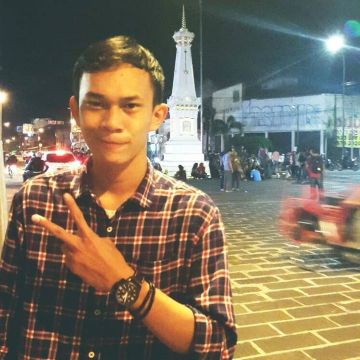 Al Robin, 31, Jakarta, Indonesia