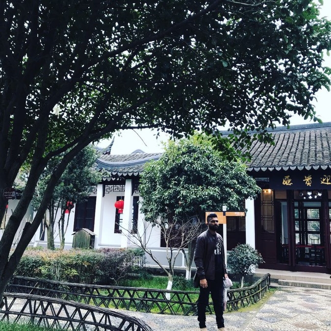 Mihad, 35, China, United States