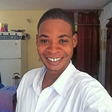 Ed, 37, Port-au-Prince, Haiti