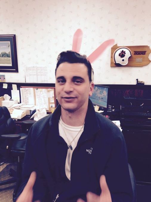 Francis , 43, Pittsburgh, United States