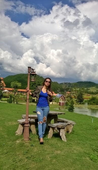 warunya, 45, Bangkok, Thailand