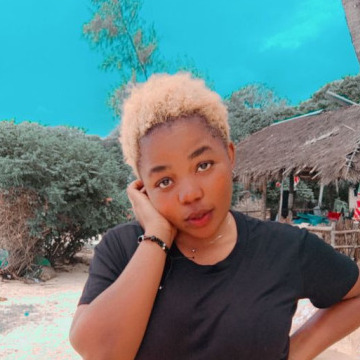 Liz Beb, 24, Muscat, Oman