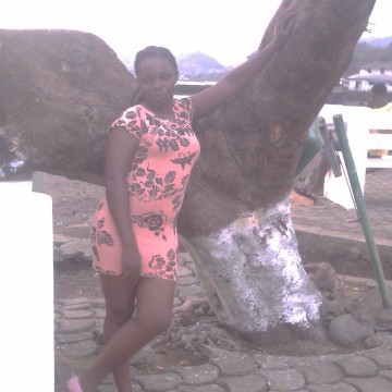 carine, 41, Douala, Cameroon