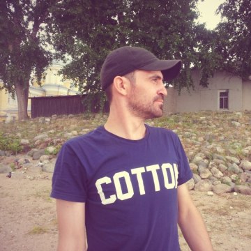 Tornike Nagladze, 42, Tbilisi, Georgia