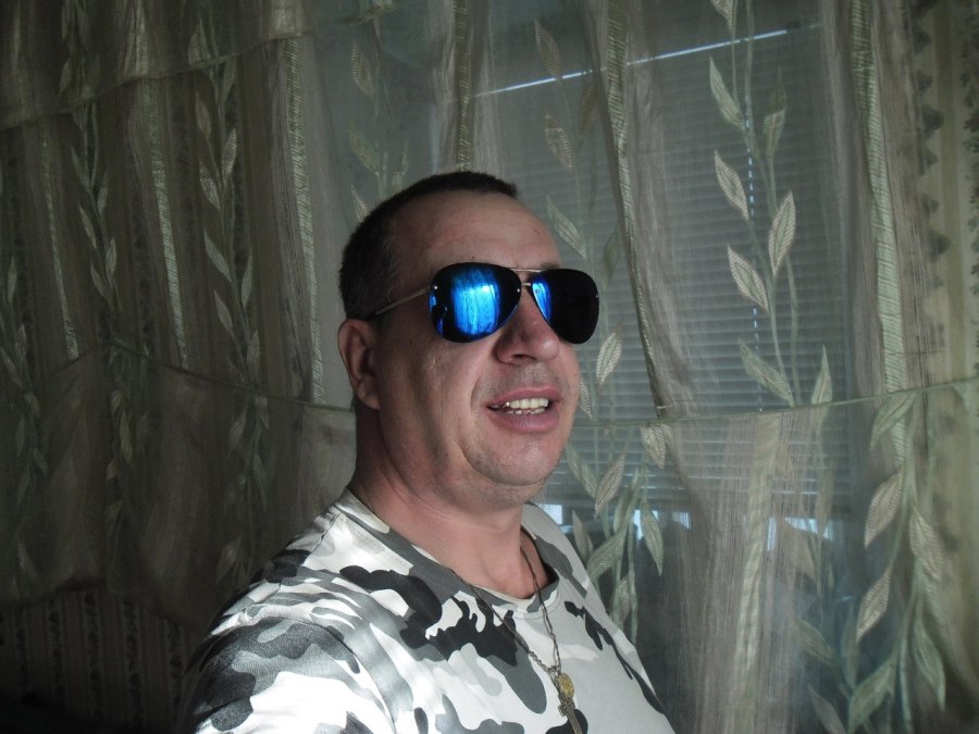 Михаил, 54, Melitopol', Ukraine