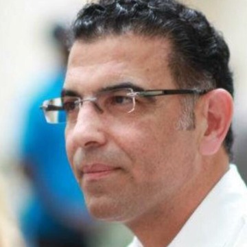 Cyrus , 59, Palm Springs, United States