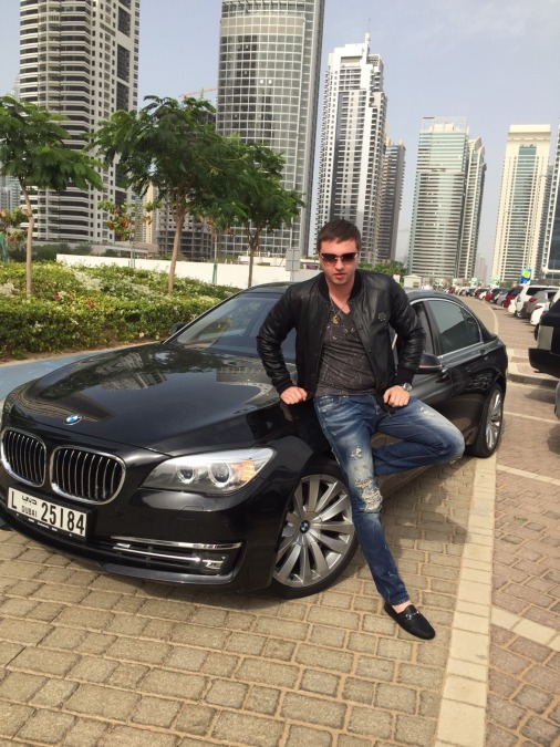 Vaga, 37, Dubai, United Arab Emirates