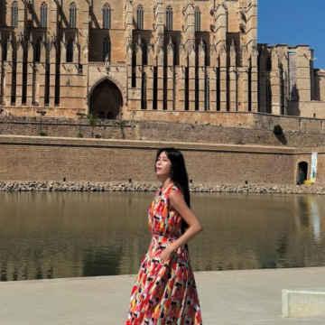 Emma, 25, Tokyo, Japan