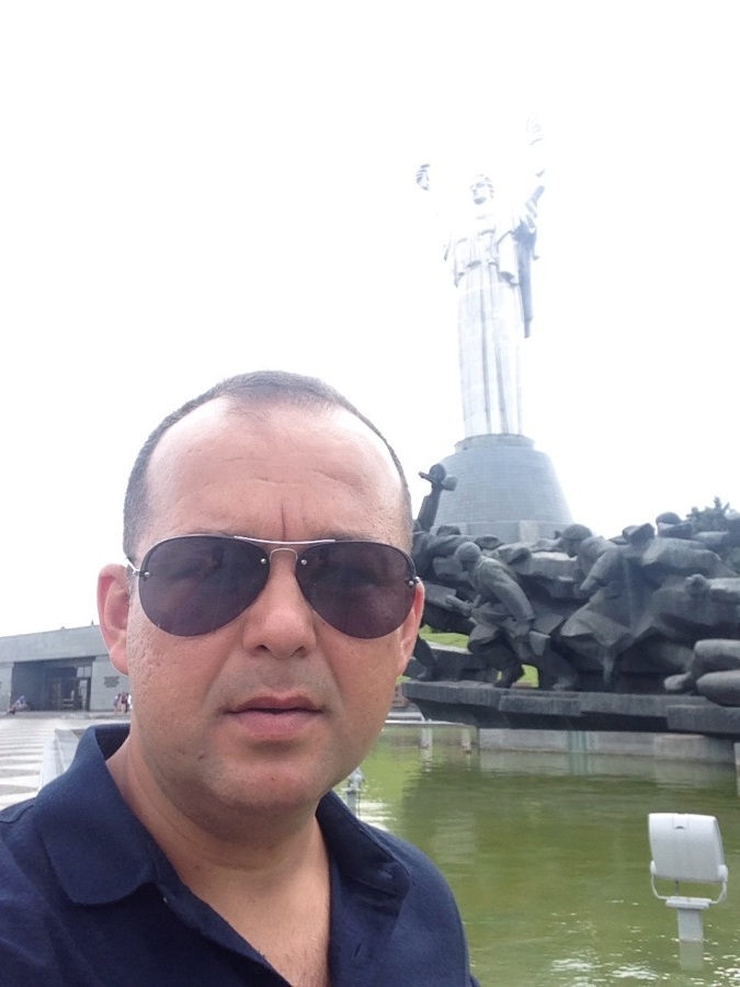 Bahadır, 45, Eskishehir, Turkey