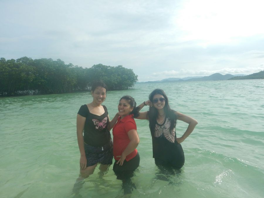 Linda, 48, Jakarta, Indonesia